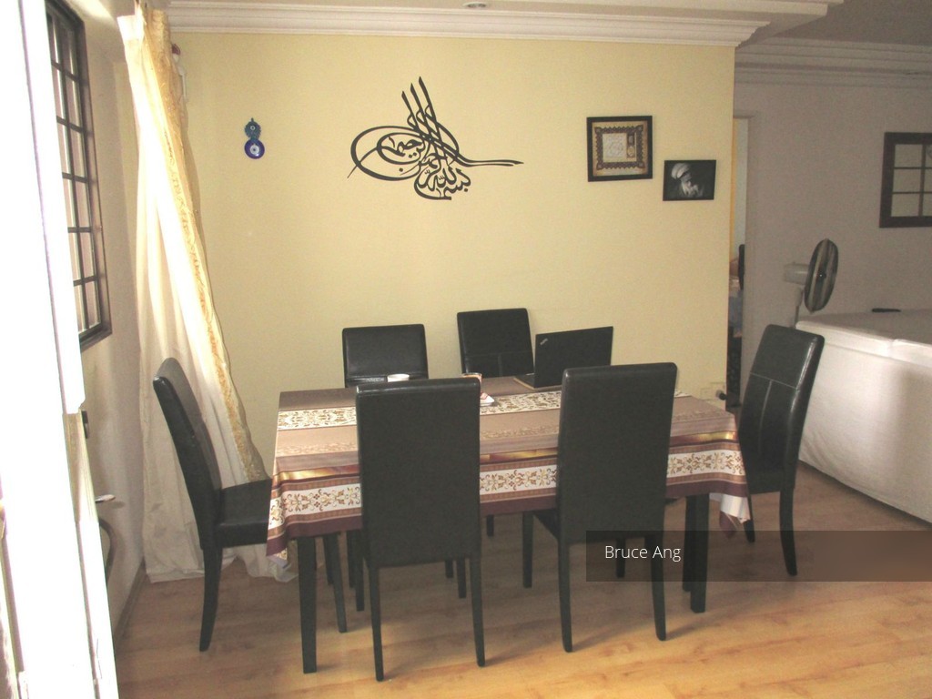 Tampines Avenue 4 thumbnail photo